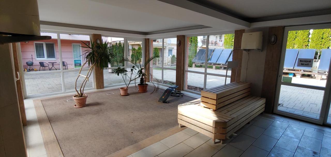 Panoráma Lux Wellness apartman Hajdúszoboszló Exterior foto