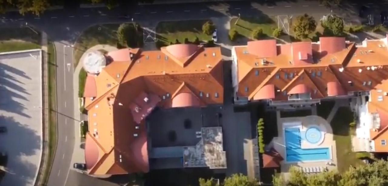 Panoráma Lux Wellness apartman Hajdúszoboszló Exterior foto